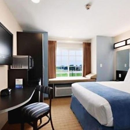 Three Rivers Inn & Suites Port Arthur Værelse billede