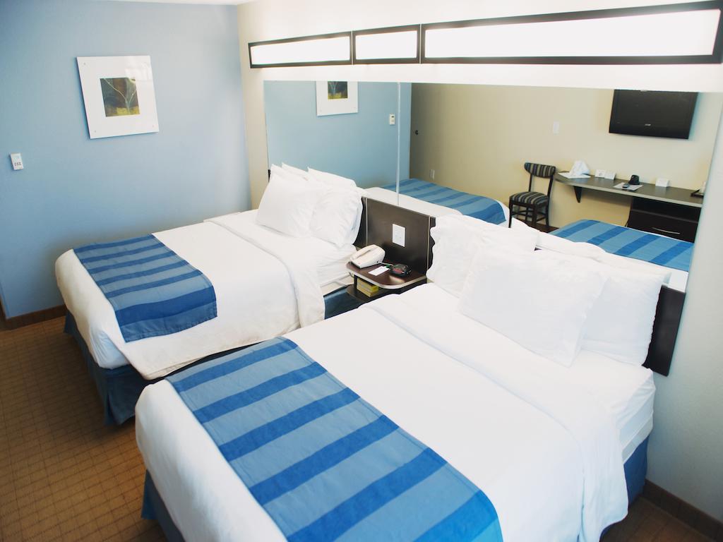 Three Rivers Inn & Suites Port Arthur Værelse billede