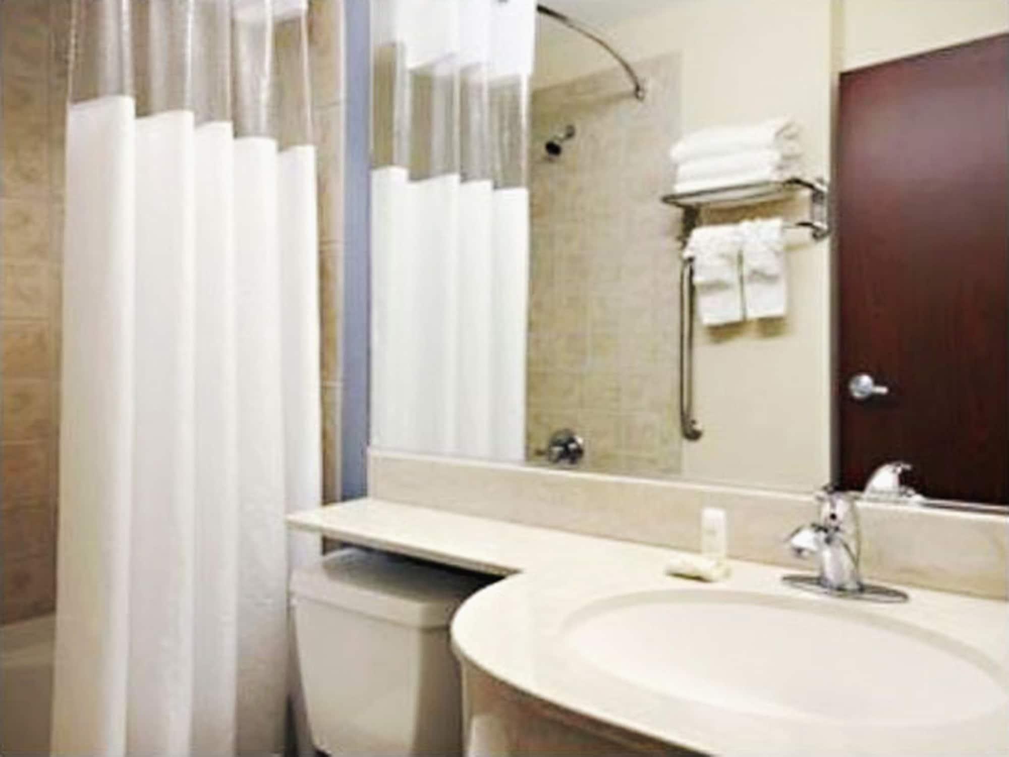 Three Rivers Inn & Suites Port Arthur Værelse billede